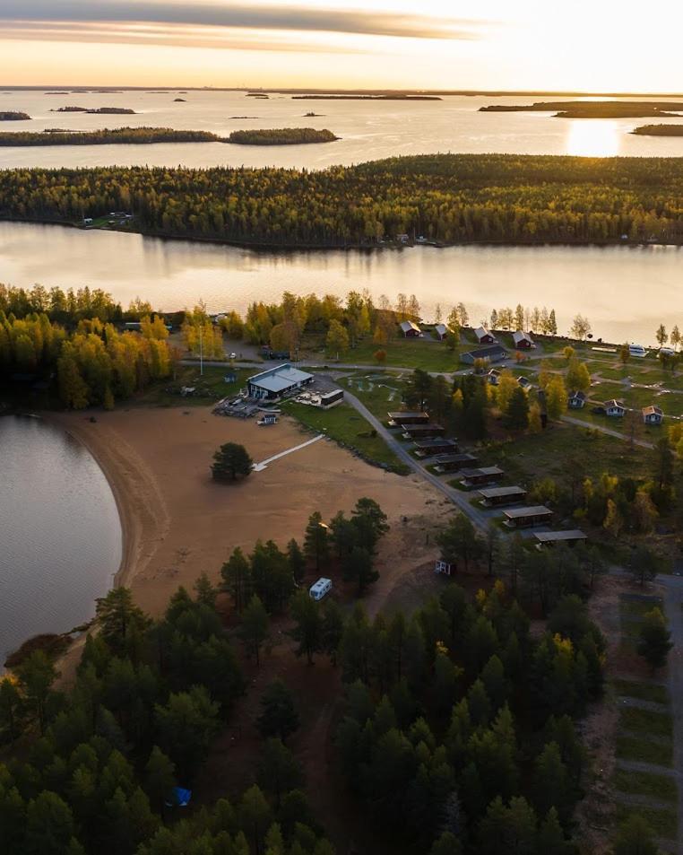 Nordic Lapland Frevisoeren Hotel Batskarsnas Bagian luar foto