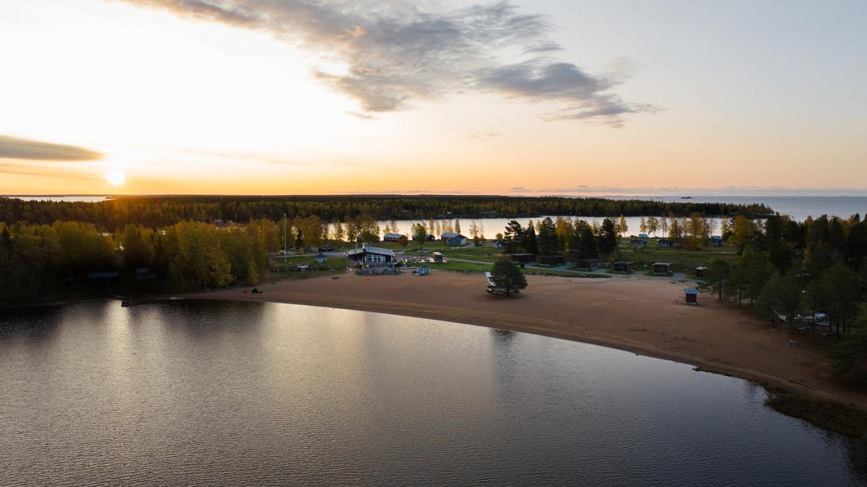 Nordic Lapland Frevisoeren Hotel Batskarsnas Bagian luar foto