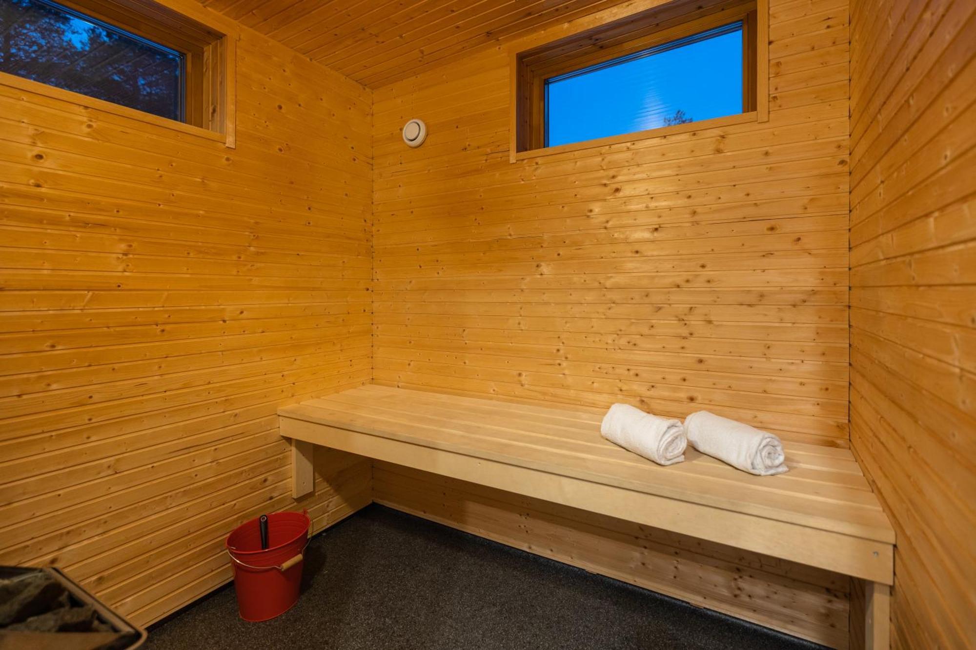 Nordic Lapland Frevisoeren Hotel Batskarsnas Bagian luar foto