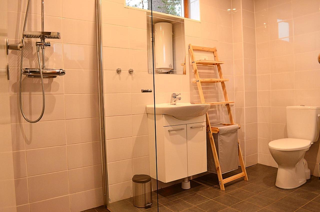 Nordic Lapland Frevisoeren Hotel Batskarsnas Bagian luar foto